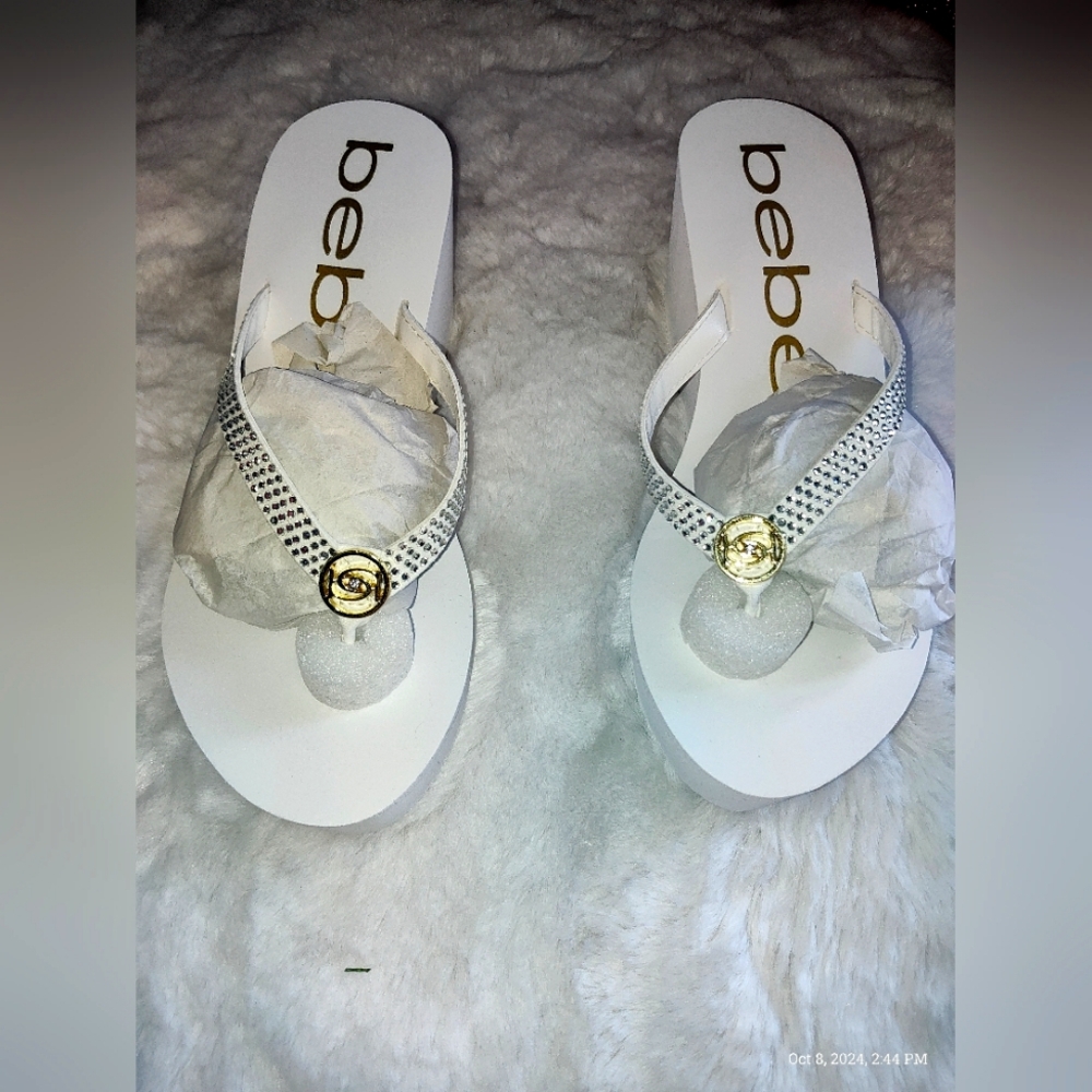 Bebe flip flops sandal wedge